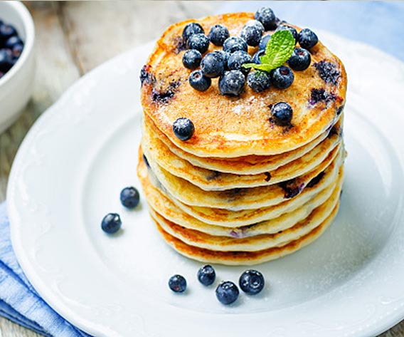 Pancakes s preljevom od borovnica